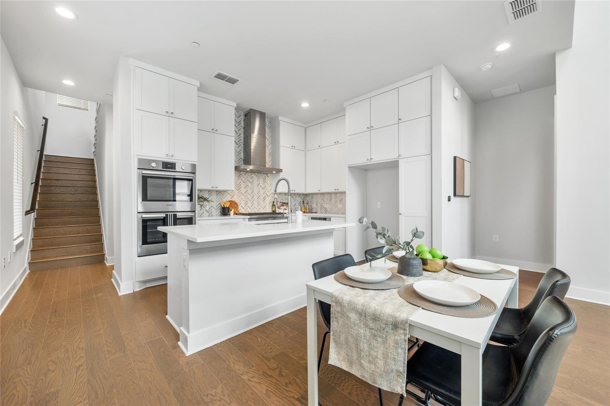 4410 Grotto Dr, Austin, TX 78731