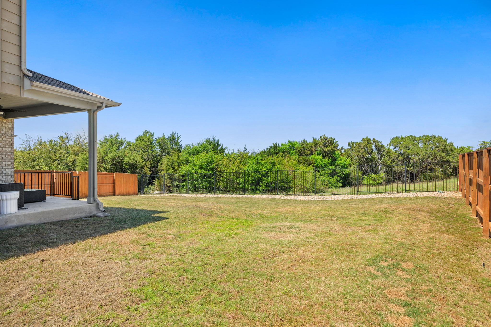 5300 Traviston Dr, Austin, TX 78738