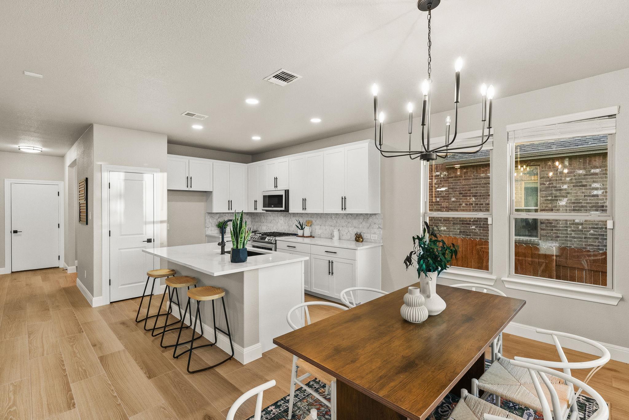 5300 Traviston Dr, Austin, TX 78738