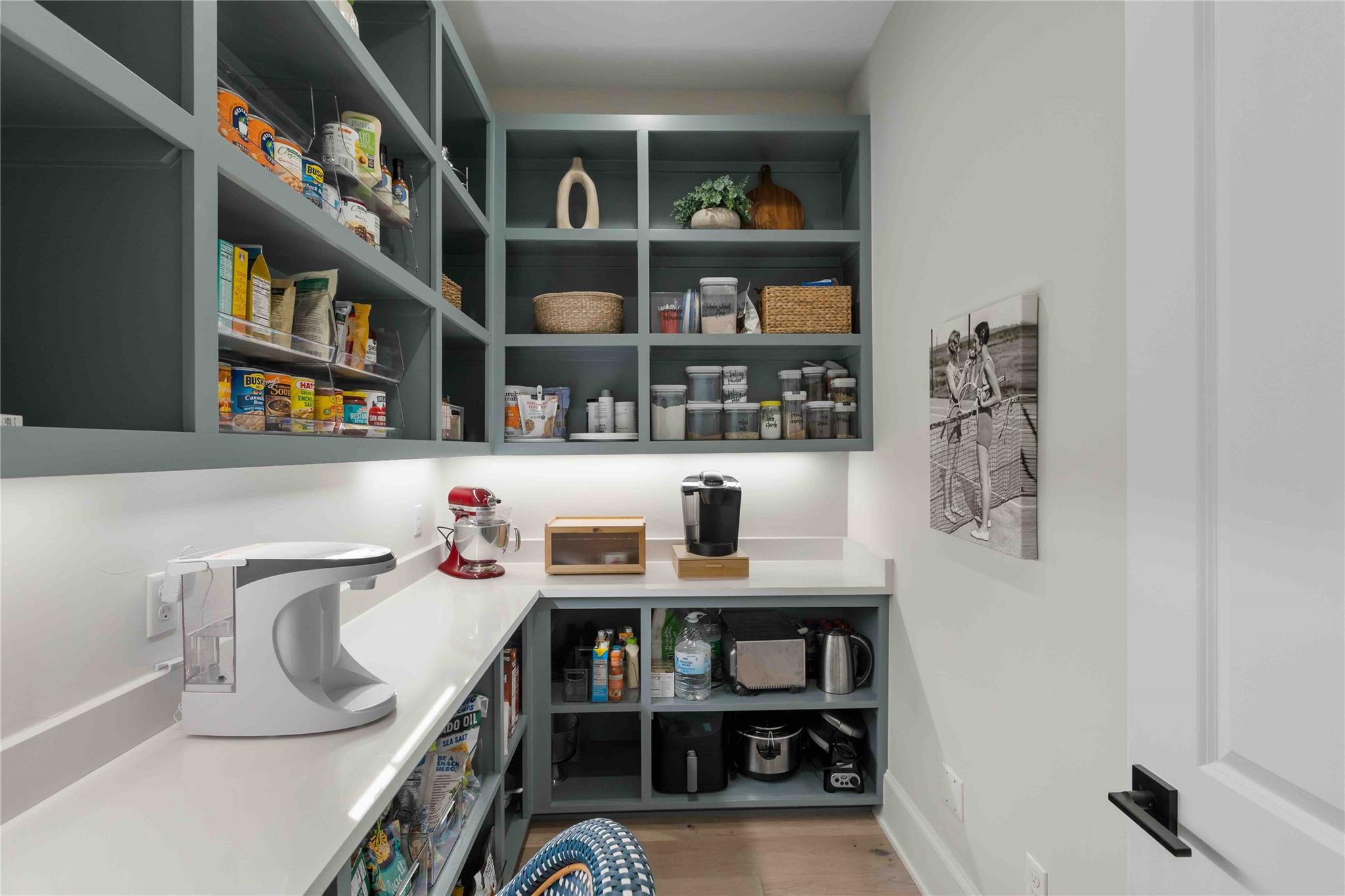 4704 Almirante Cv, Austin, TX 78738