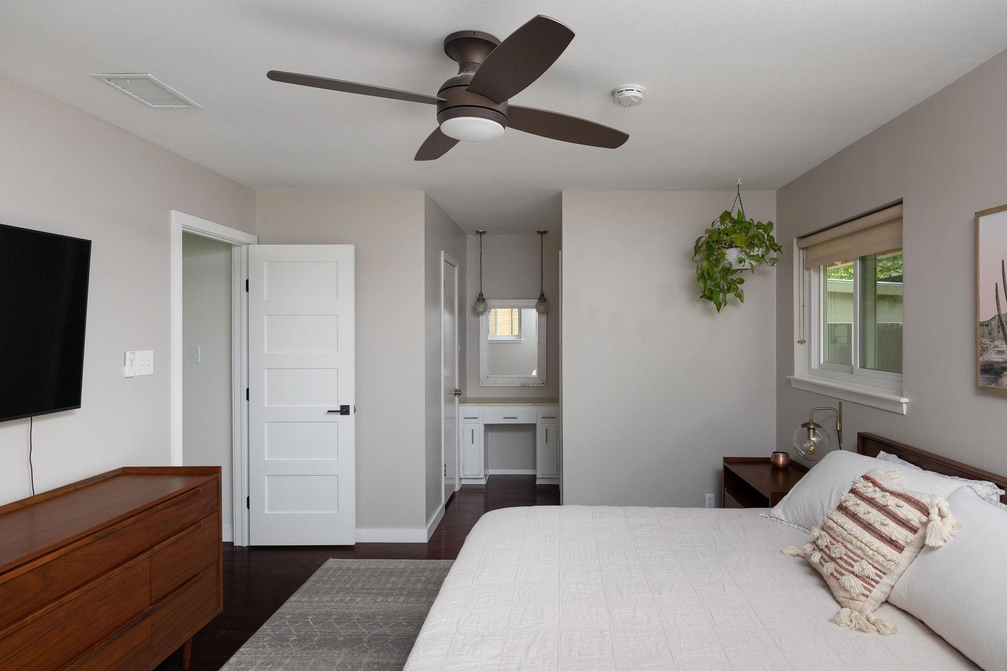 9101 Heatherwood Dr, Austin, TX 78748