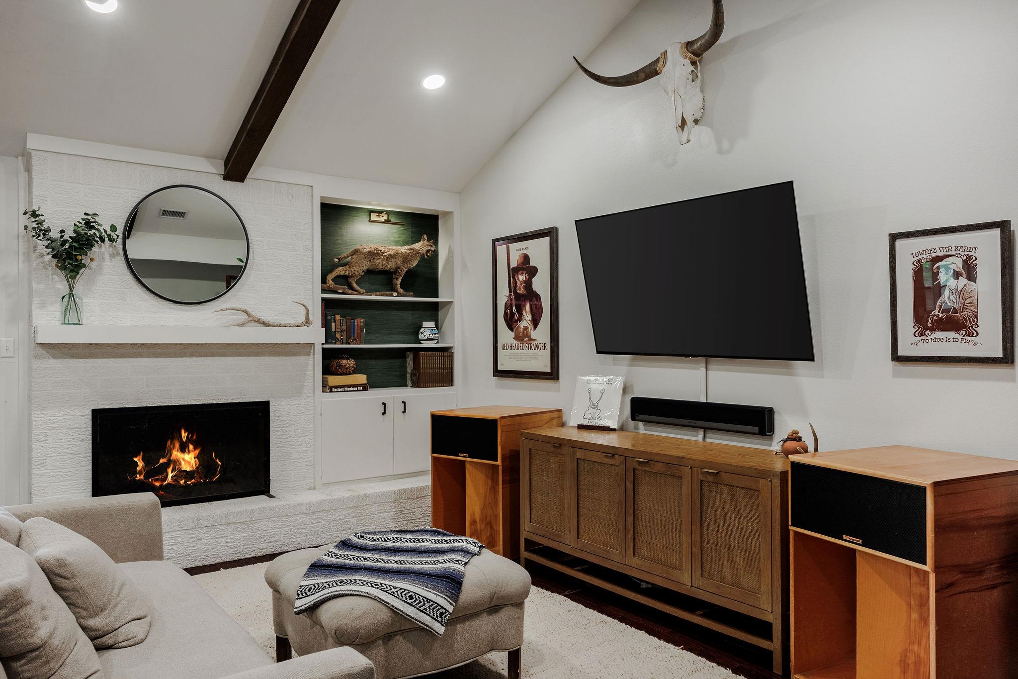 9101 Heatherwood Dr, Austin, TX 78748