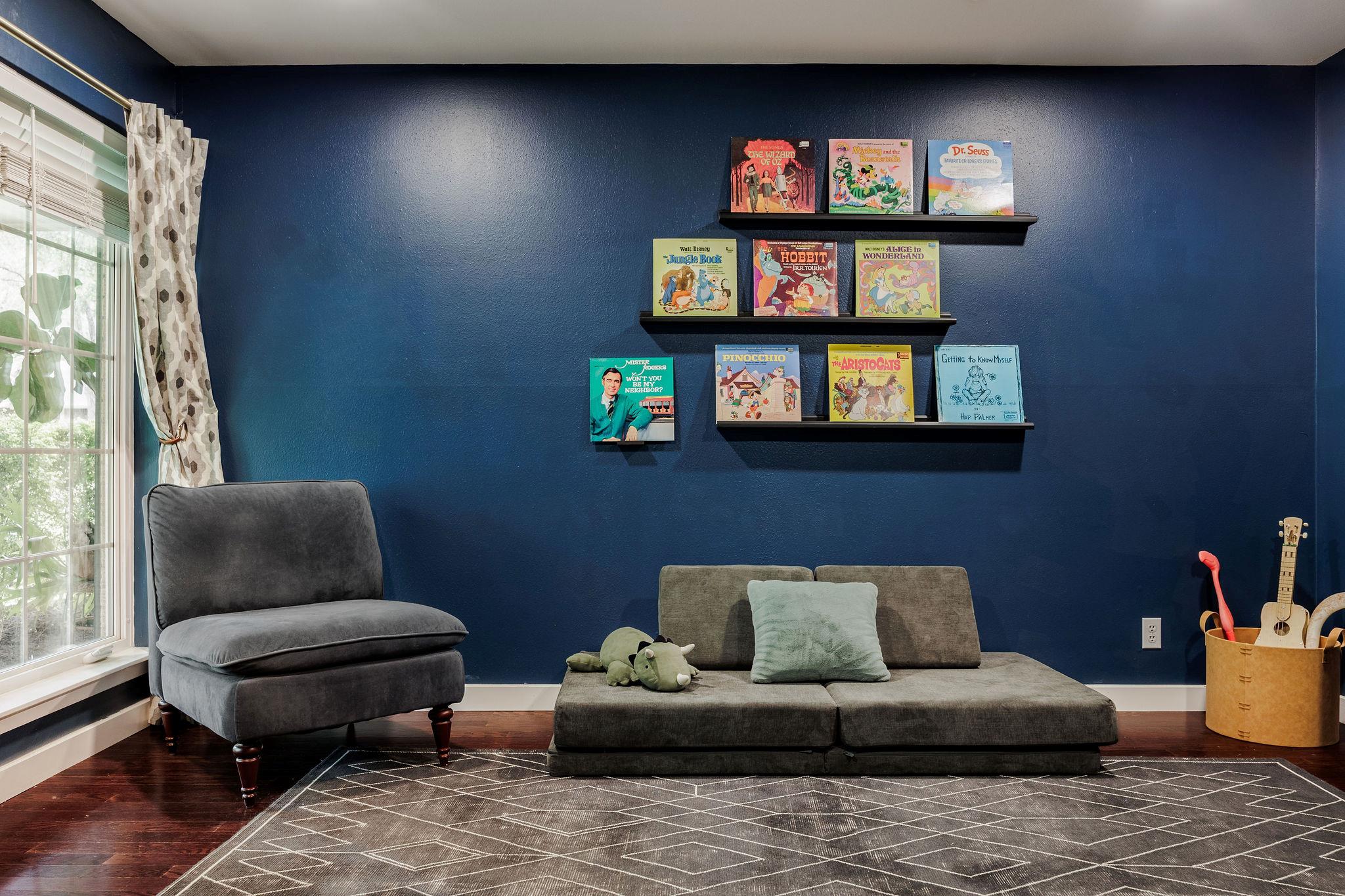 9101 Heatherwood Dr, Austin, TX 78748