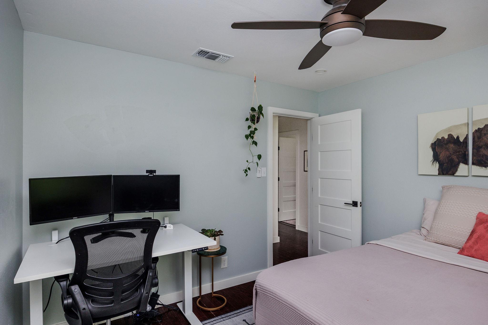 9101 Heatherwood Dr, Austin, TX 78748