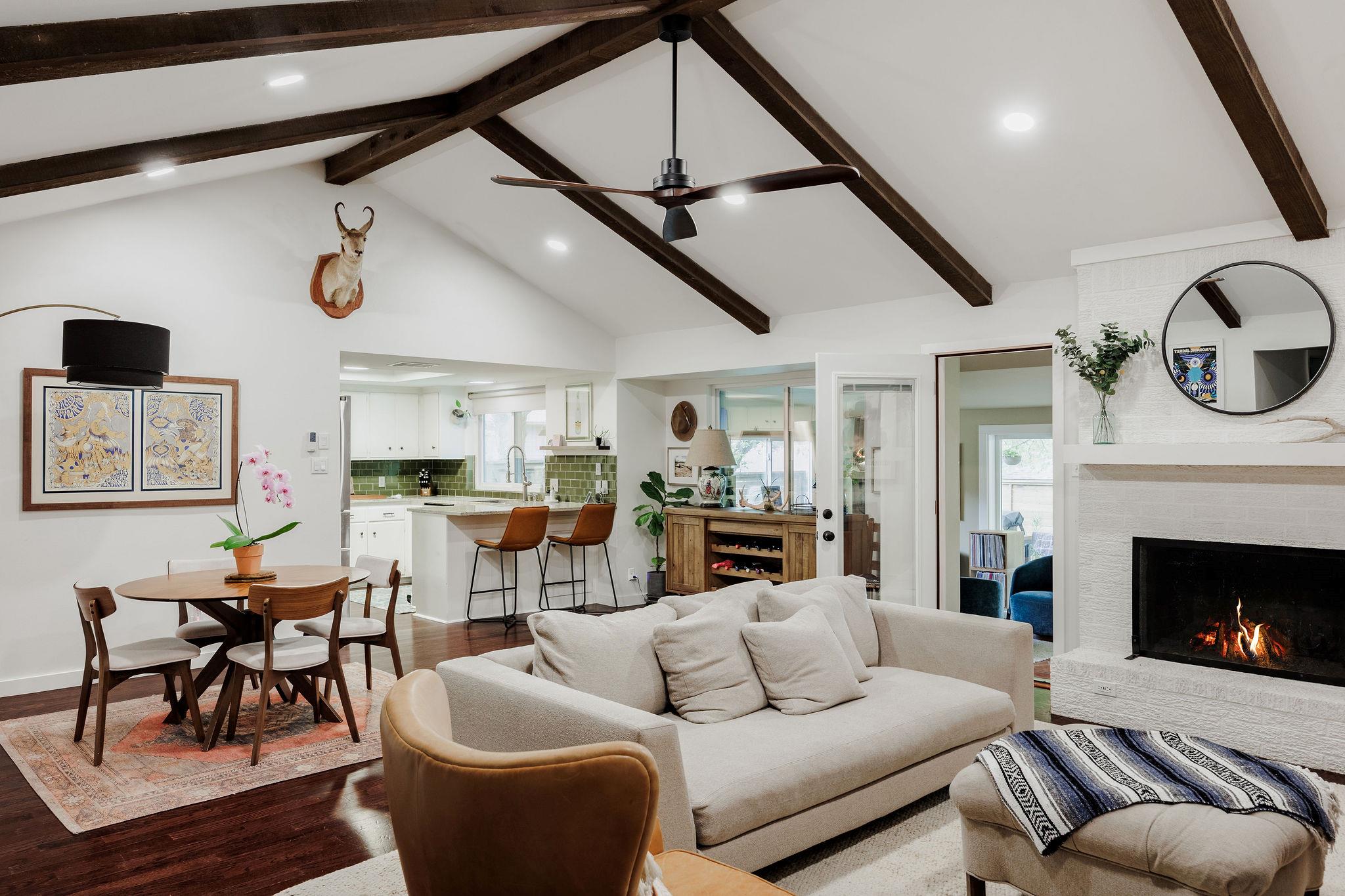 9101 Heatherwood Dr, Austin, TX 78748