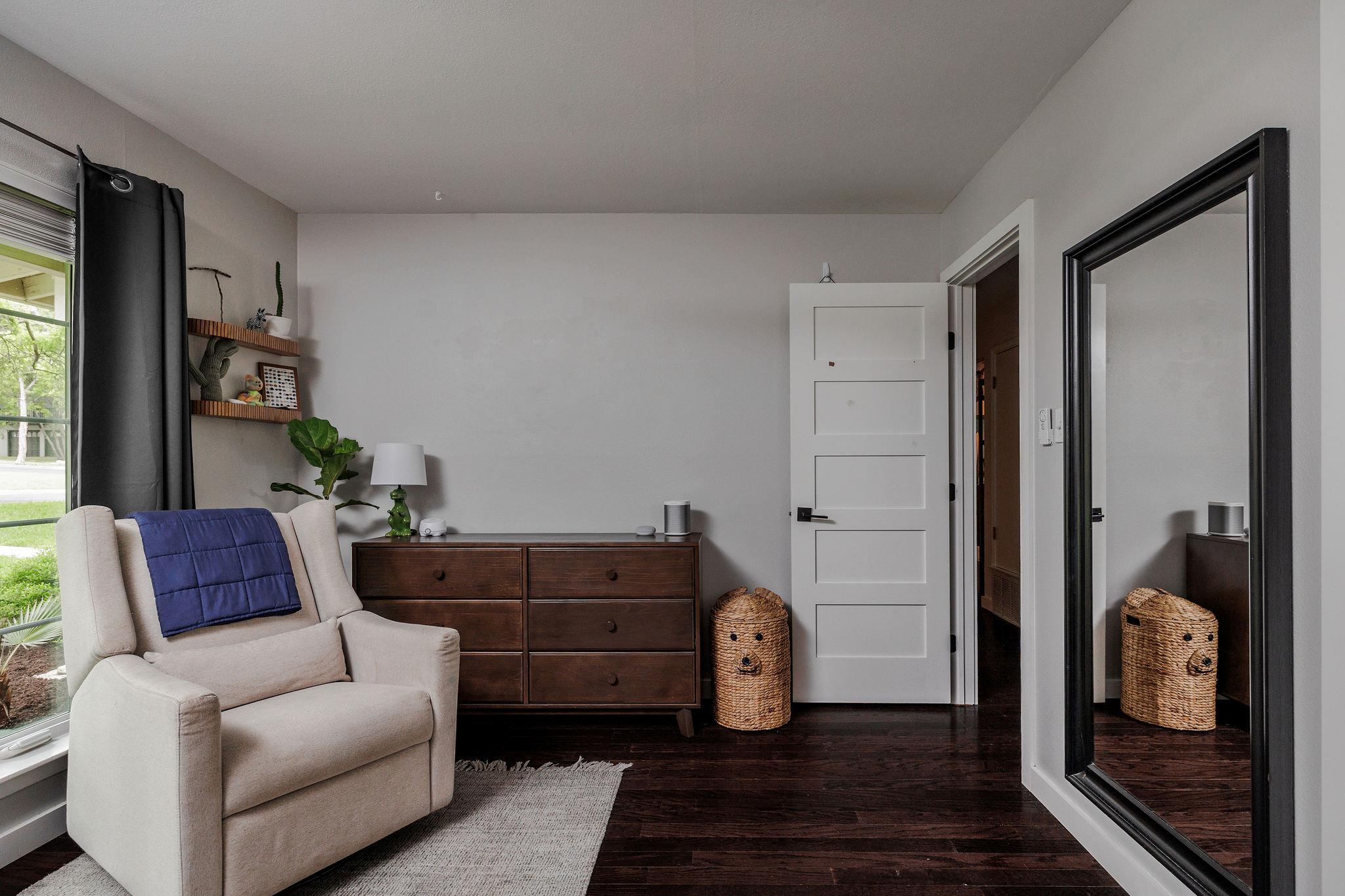 9101 Heatherwood Dr, Austin, TX 78748