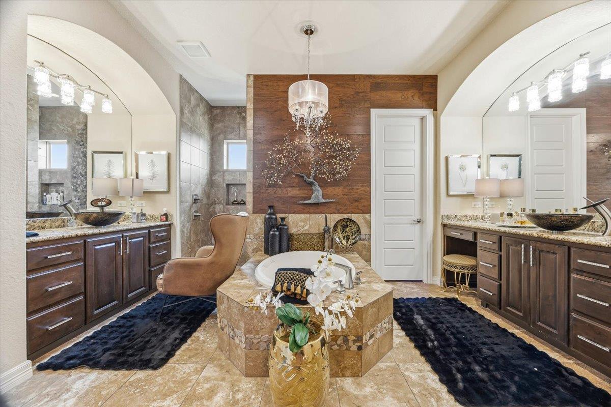 1930 Rothschild, New Braunfels, TX 78132