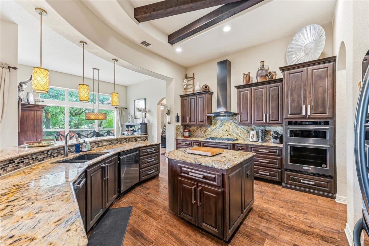 1930 Rothschild, New Braunfels, TX 78132