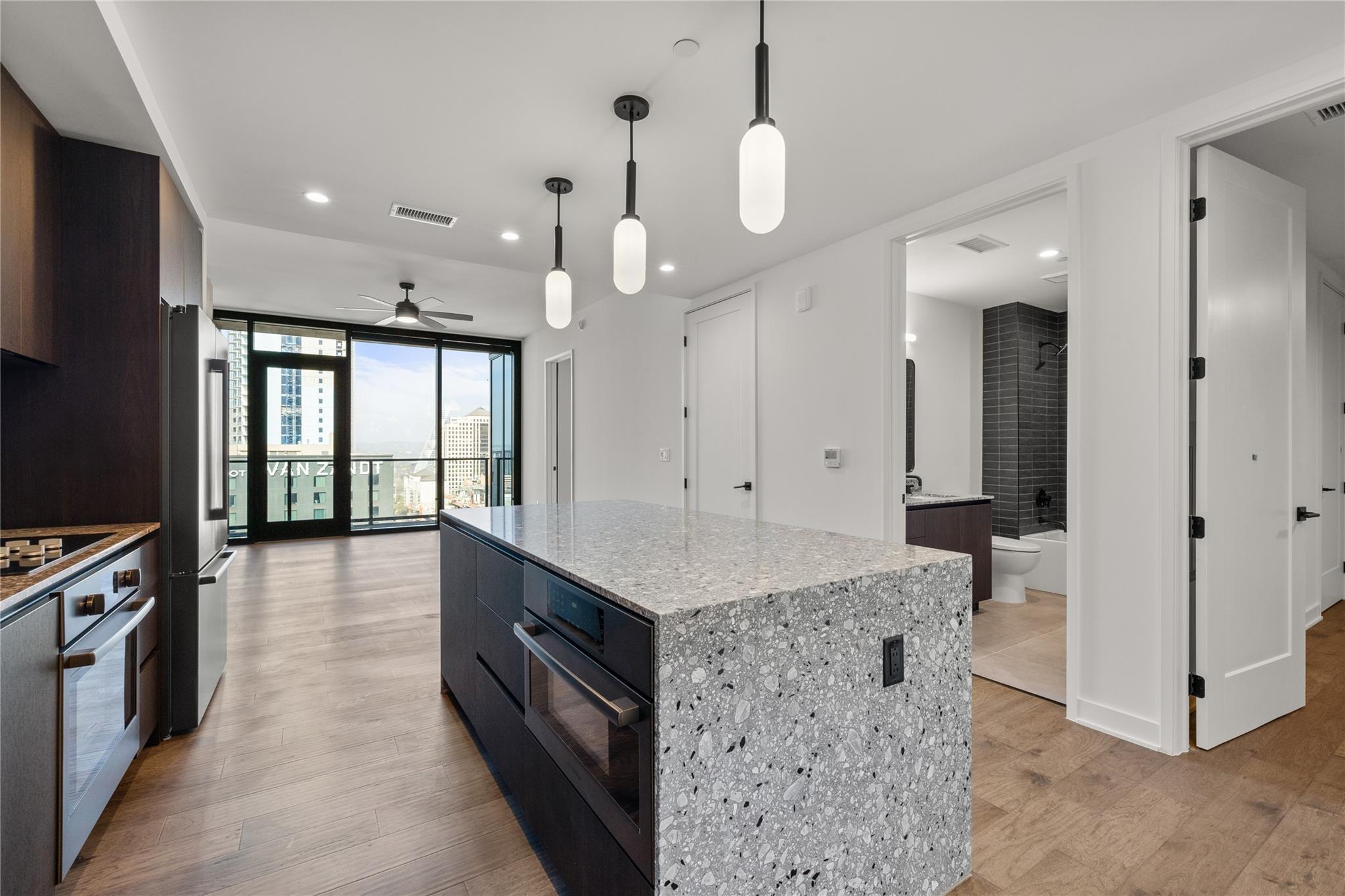 84 East Ave # 1510, Austin, TX 78701