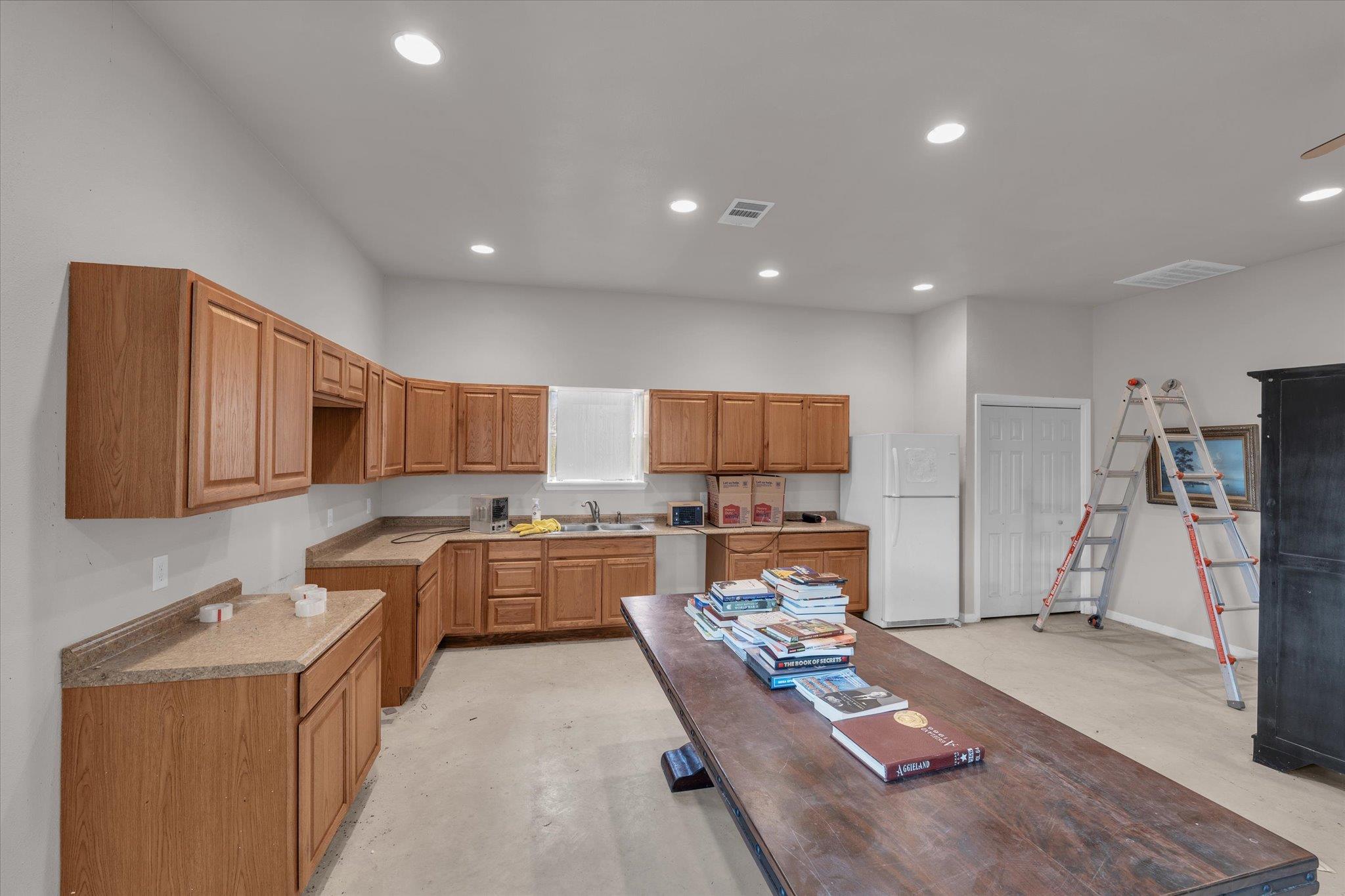 A510 Herrin Ln, Bertram, TX 78605