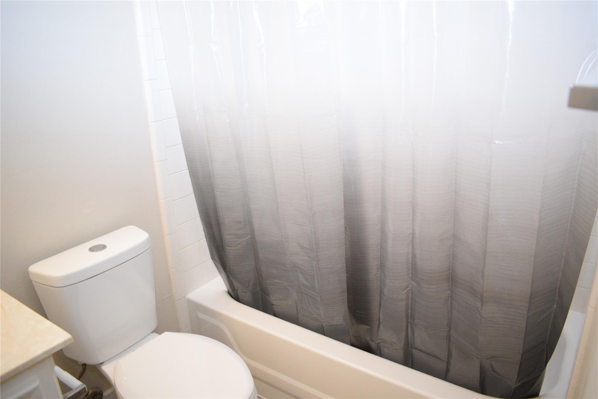 3810 Newland Dr, Round Rock, TX 78681