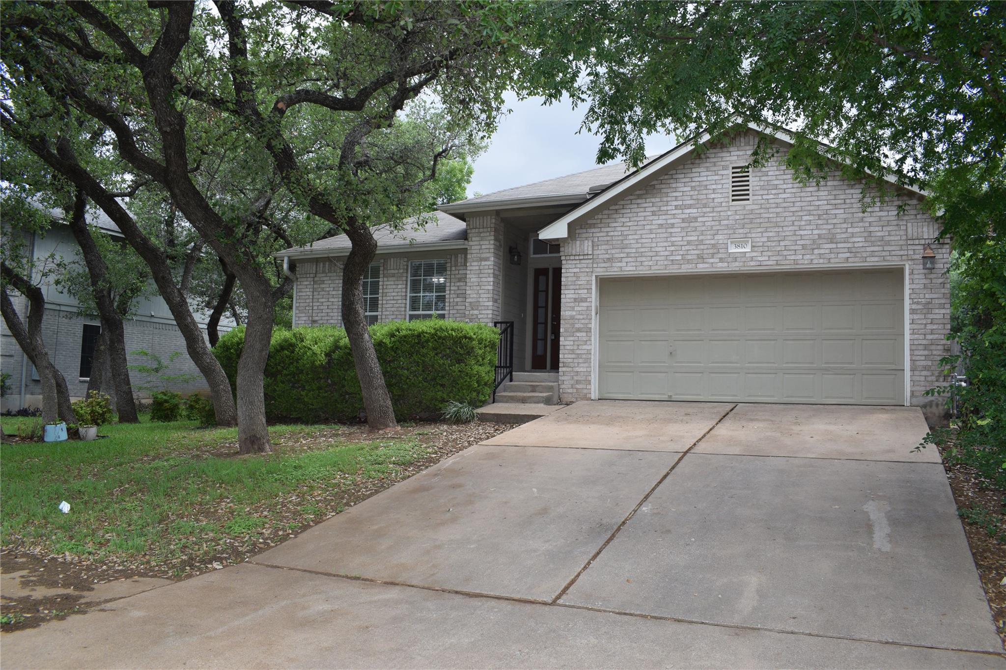 3810 Newland Dr, Round Rock, TX 78681