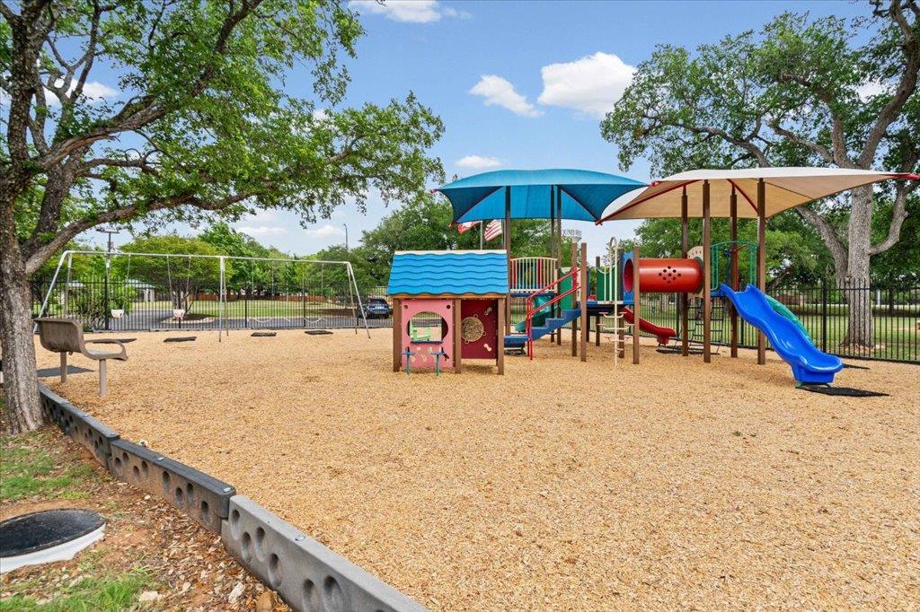 3810 Newland Dr, Round Rock, TX 78681