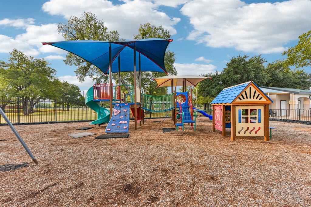 3810 Newland Dr, Round Rock, TX 78681