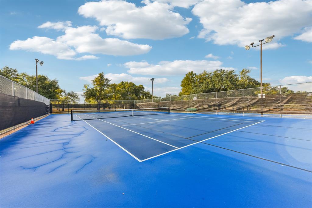 3810 Newland Dr, Round Rock, TX 78681