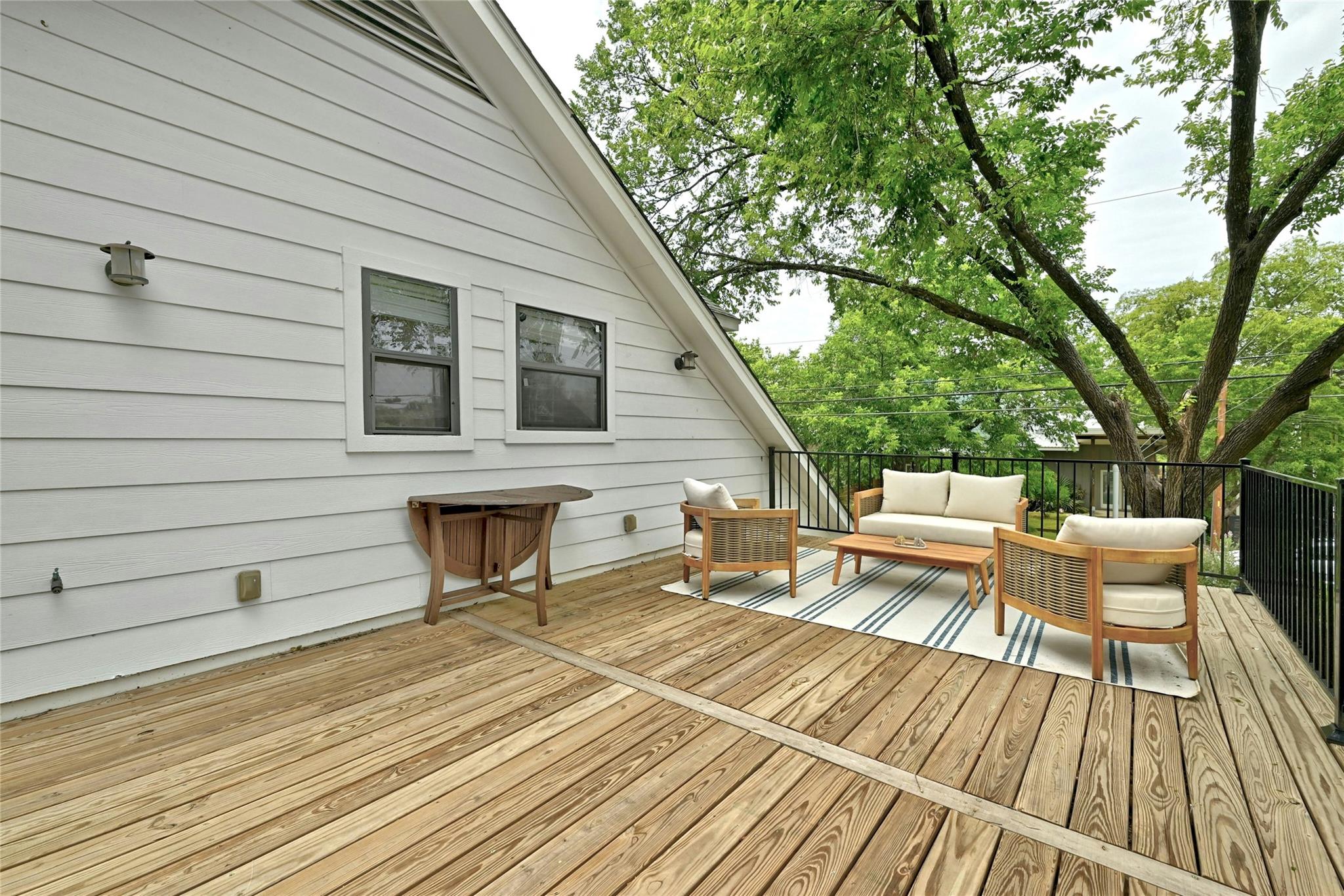 2107 E 13th St, Austin, TX 78702