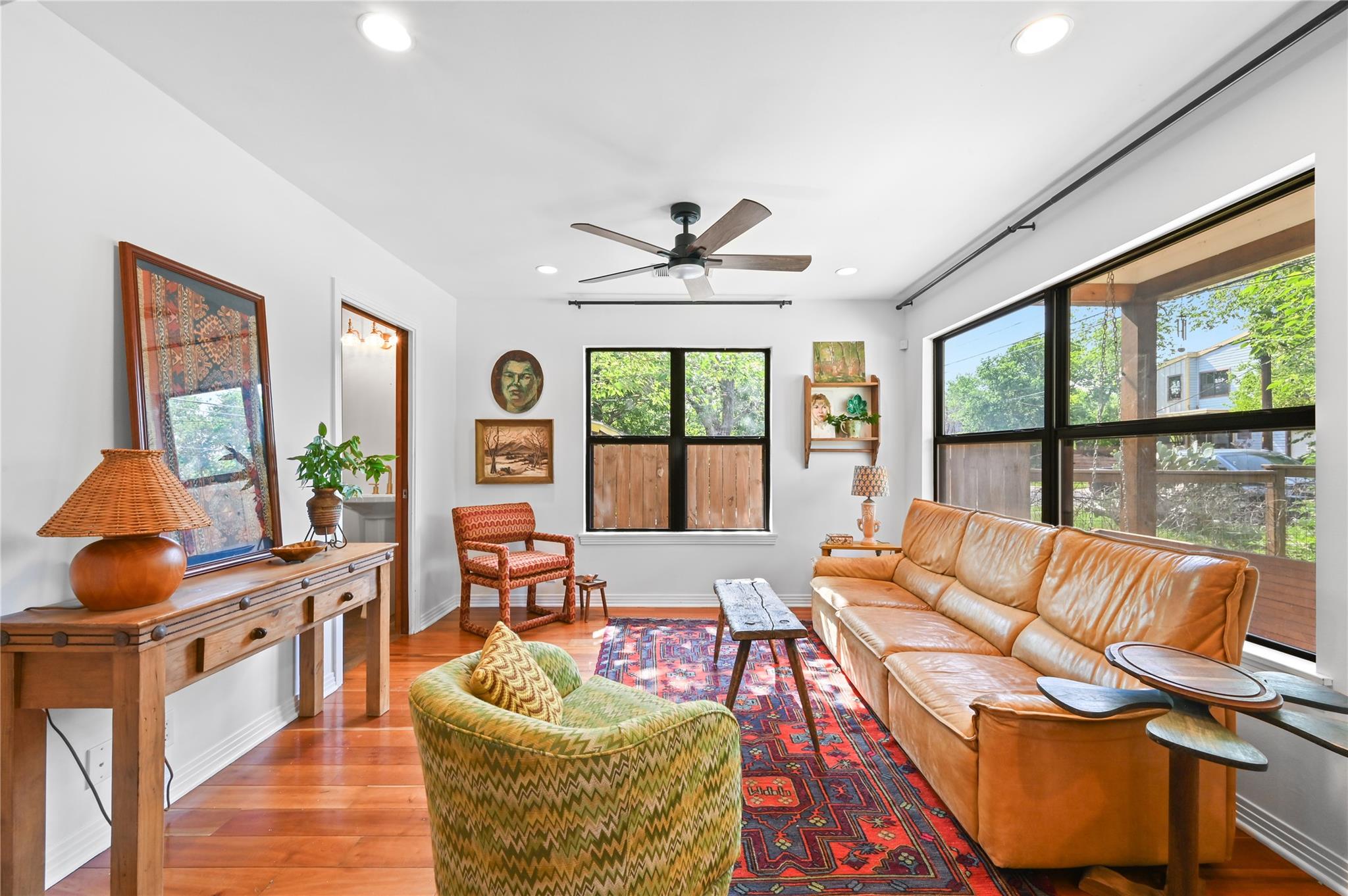 2107 E 13th St, Austin, TX 78702