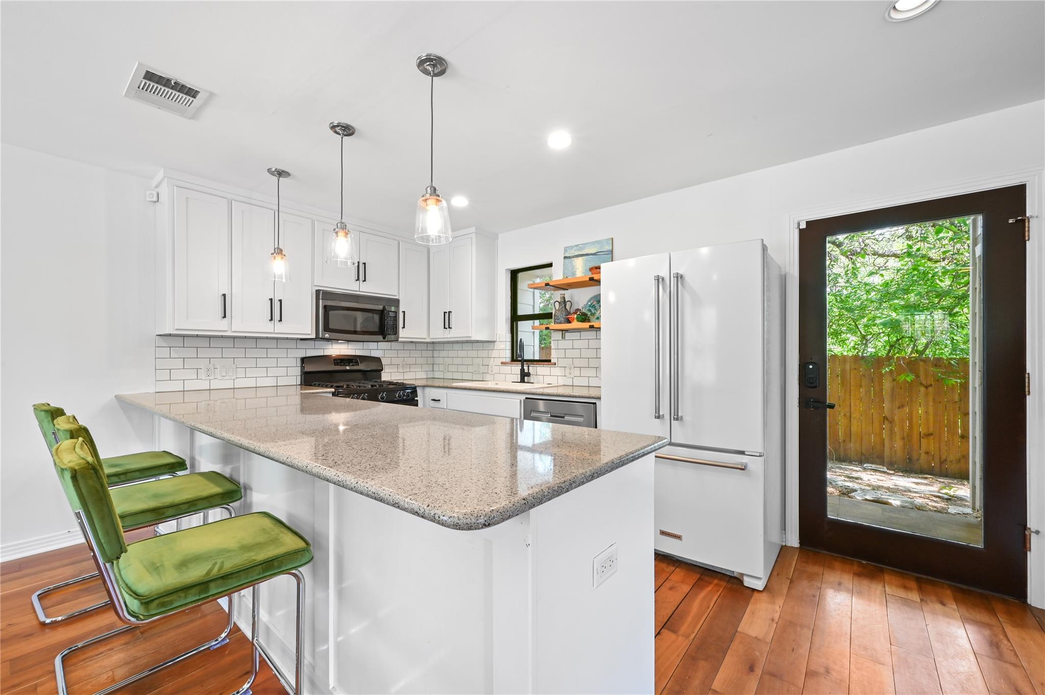 2107 E 13th St, Austin, TX 78702