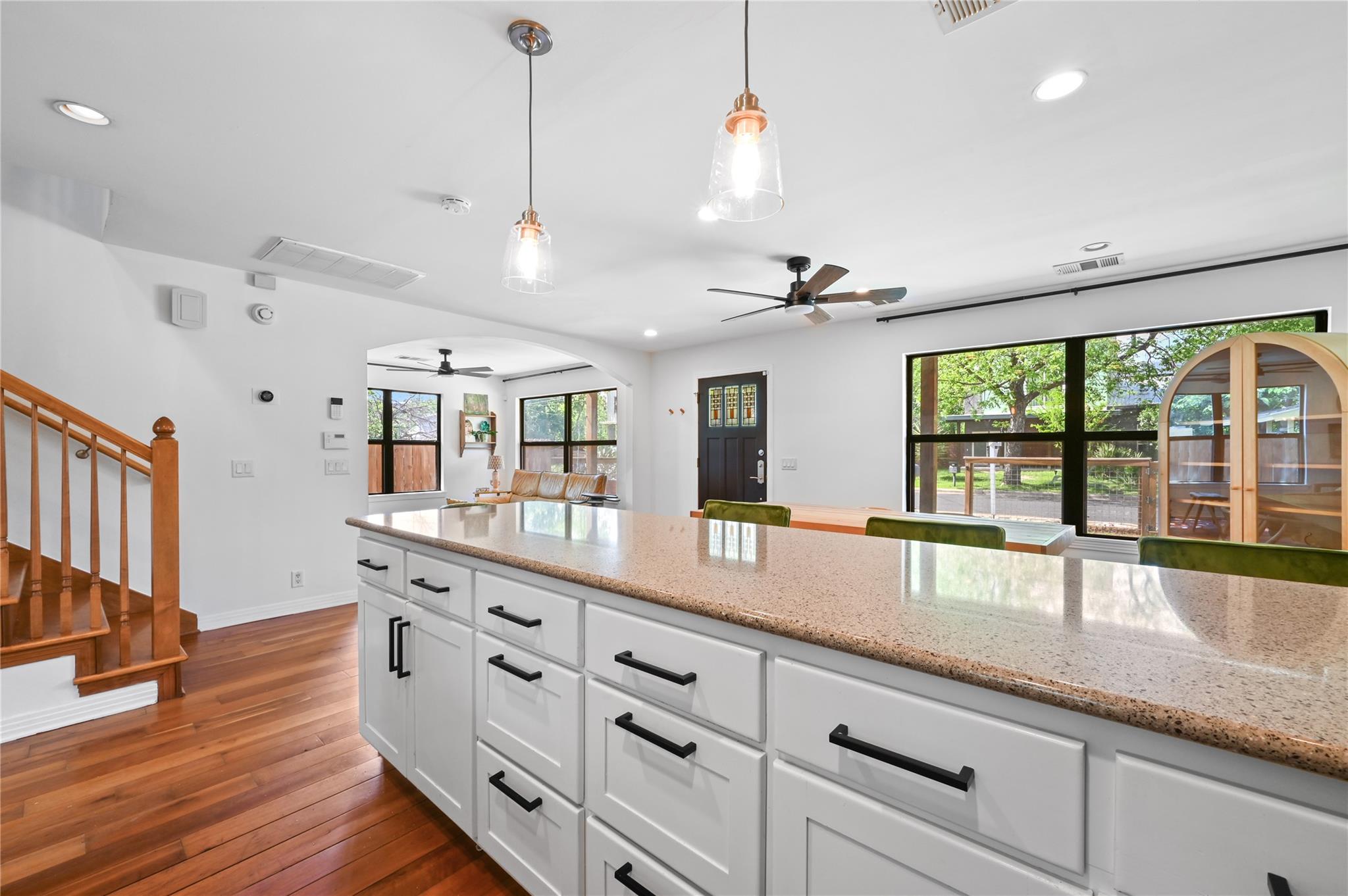 2107 E 13th St, Austin, TX 78702