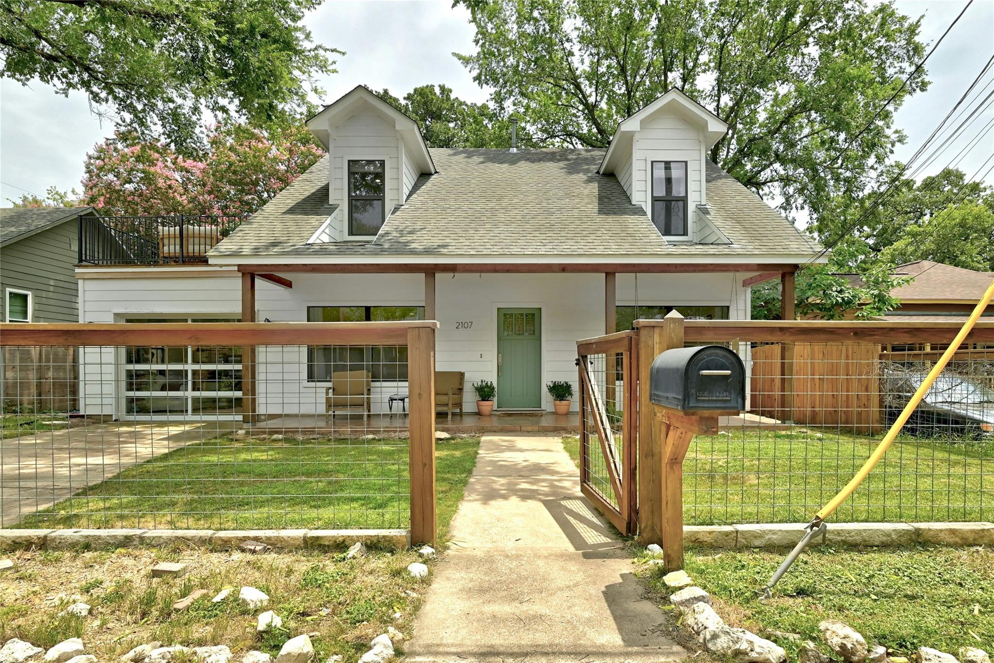 2107 E 13th St, Austin, TX 78702