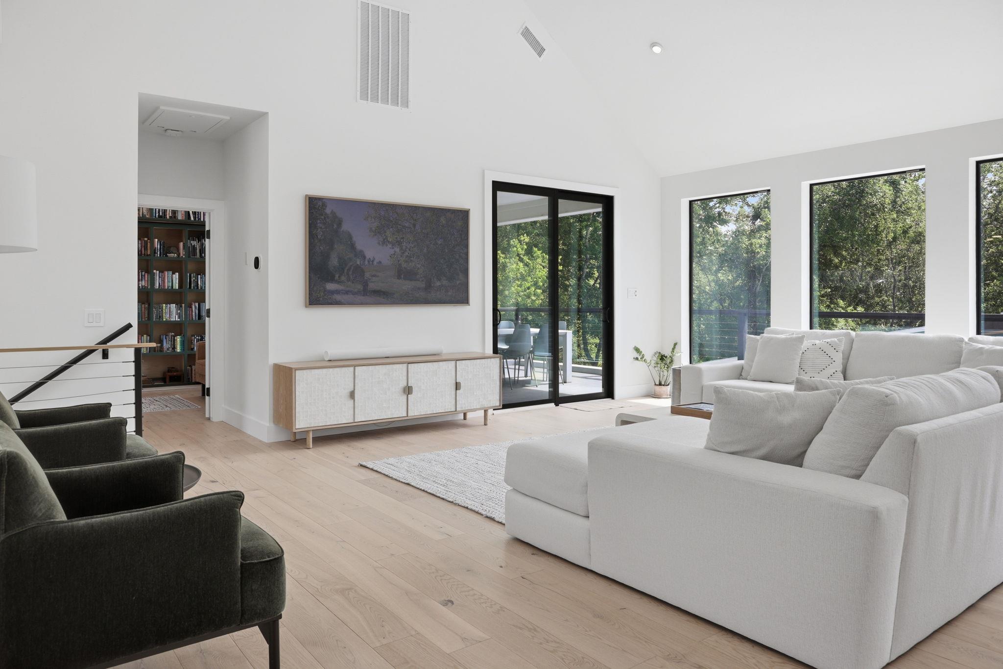 201 Kahana Ln, Bastrop, TX 78602