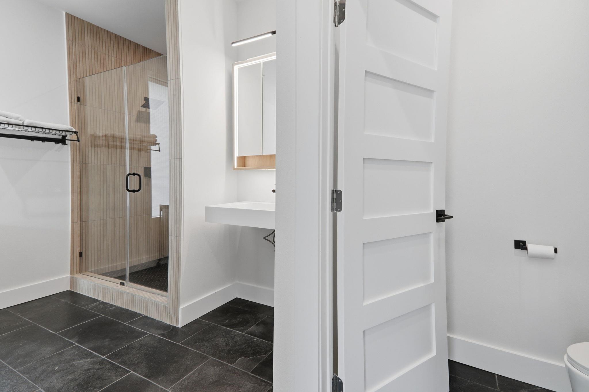 201 Kahana Ln, Bastrop, TX 78602