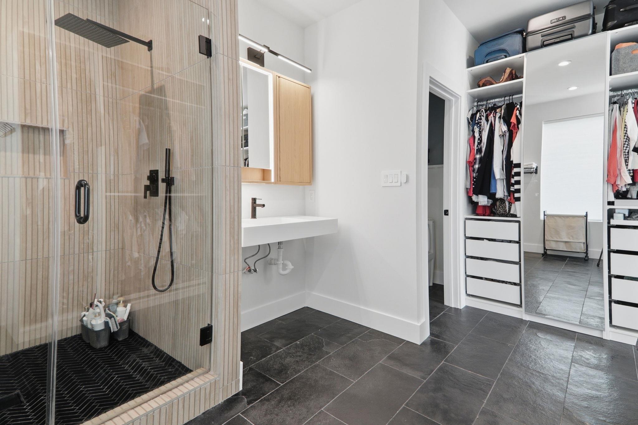 201 Kahana Ln, Bastrop, TX 78602