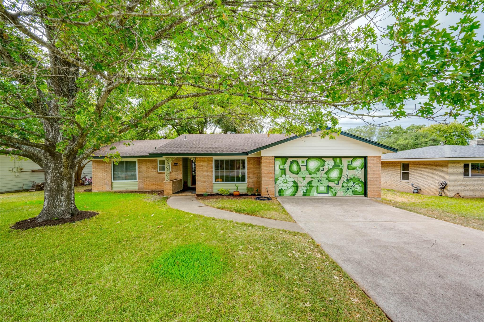 4716 Frontier Trl, Austin, TX 78745