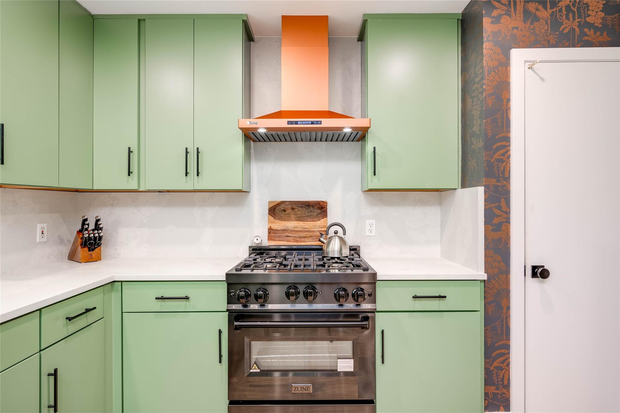 4716 Frontier Trl, Austin, TX 78745