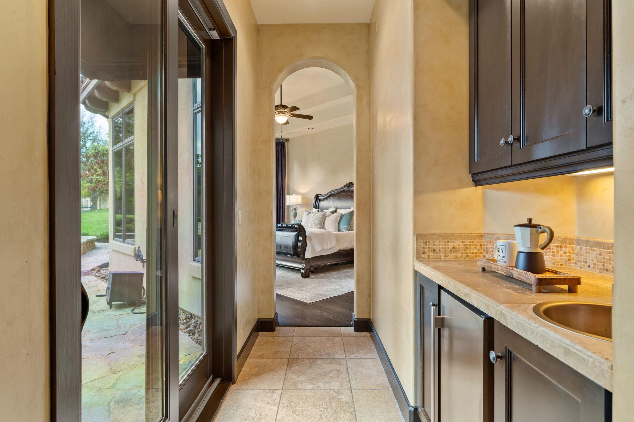 206 BELLA CIMA Dr, Austin, TX 78734