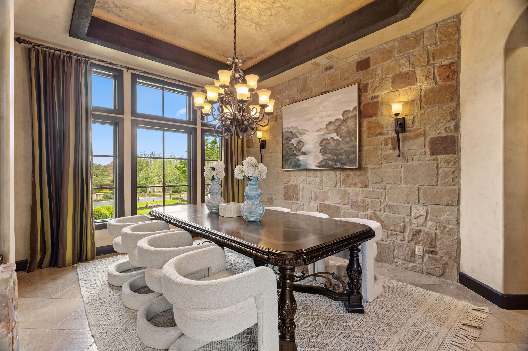 206 BELLA CIMA Dr, Austin, TX 78734