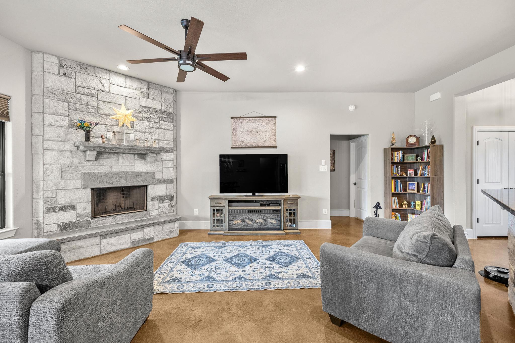 105 Algarita Cv, Georgetown, TX 78633