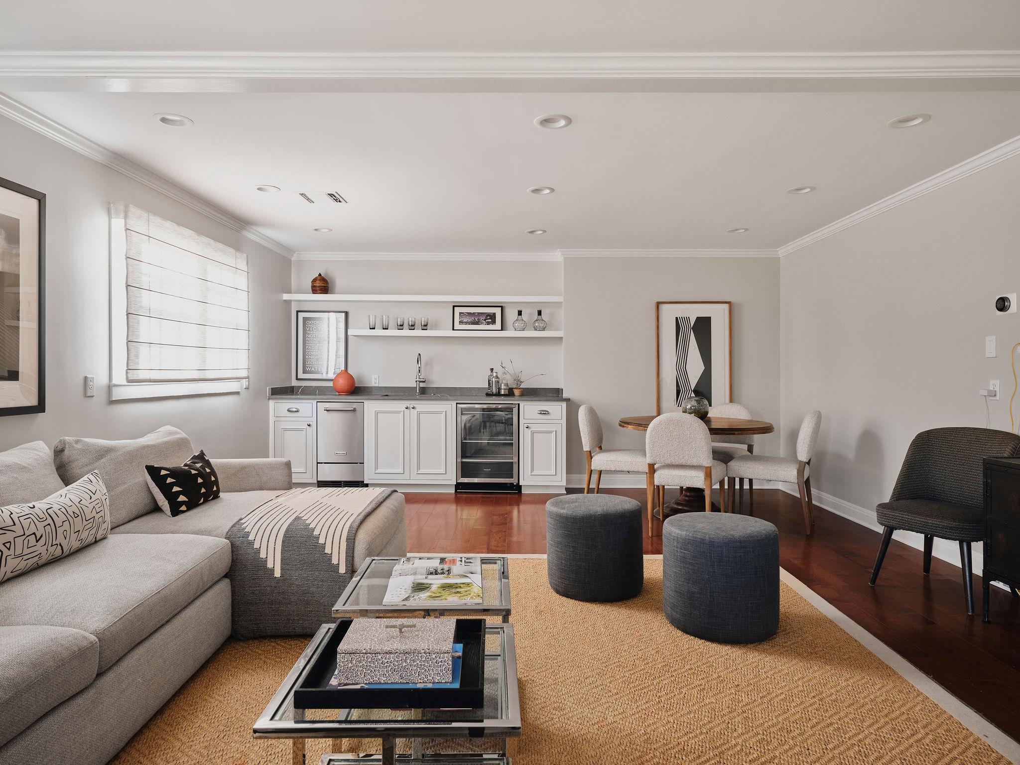 2412 Jarratt Ave, Austin, TX 78703