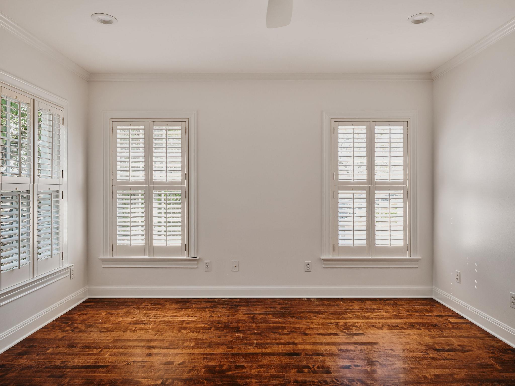 2412 Jarratt Ave, Austin, TX 78703