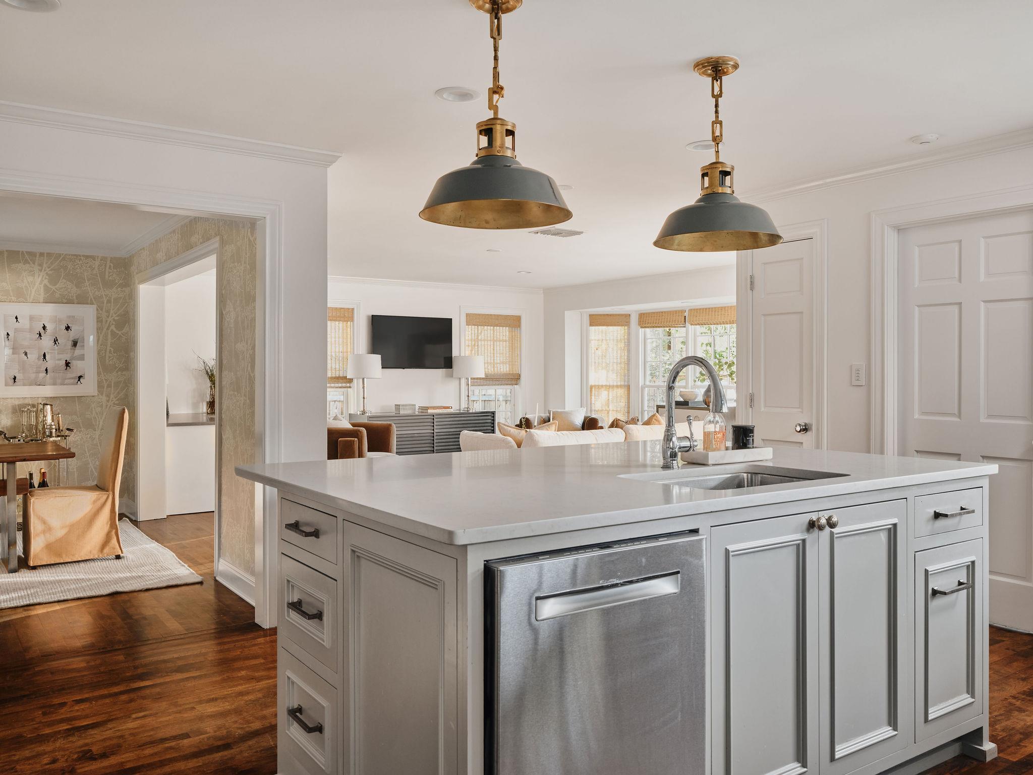 2412 Jarratt Ave, Austin, TX 78703