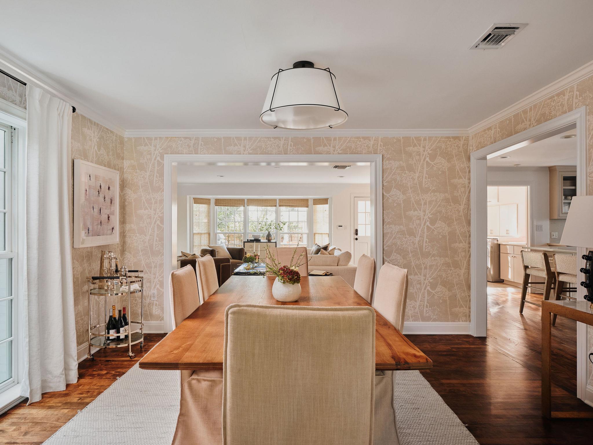 2412 Jarratt Ave, Austin, TX 78703