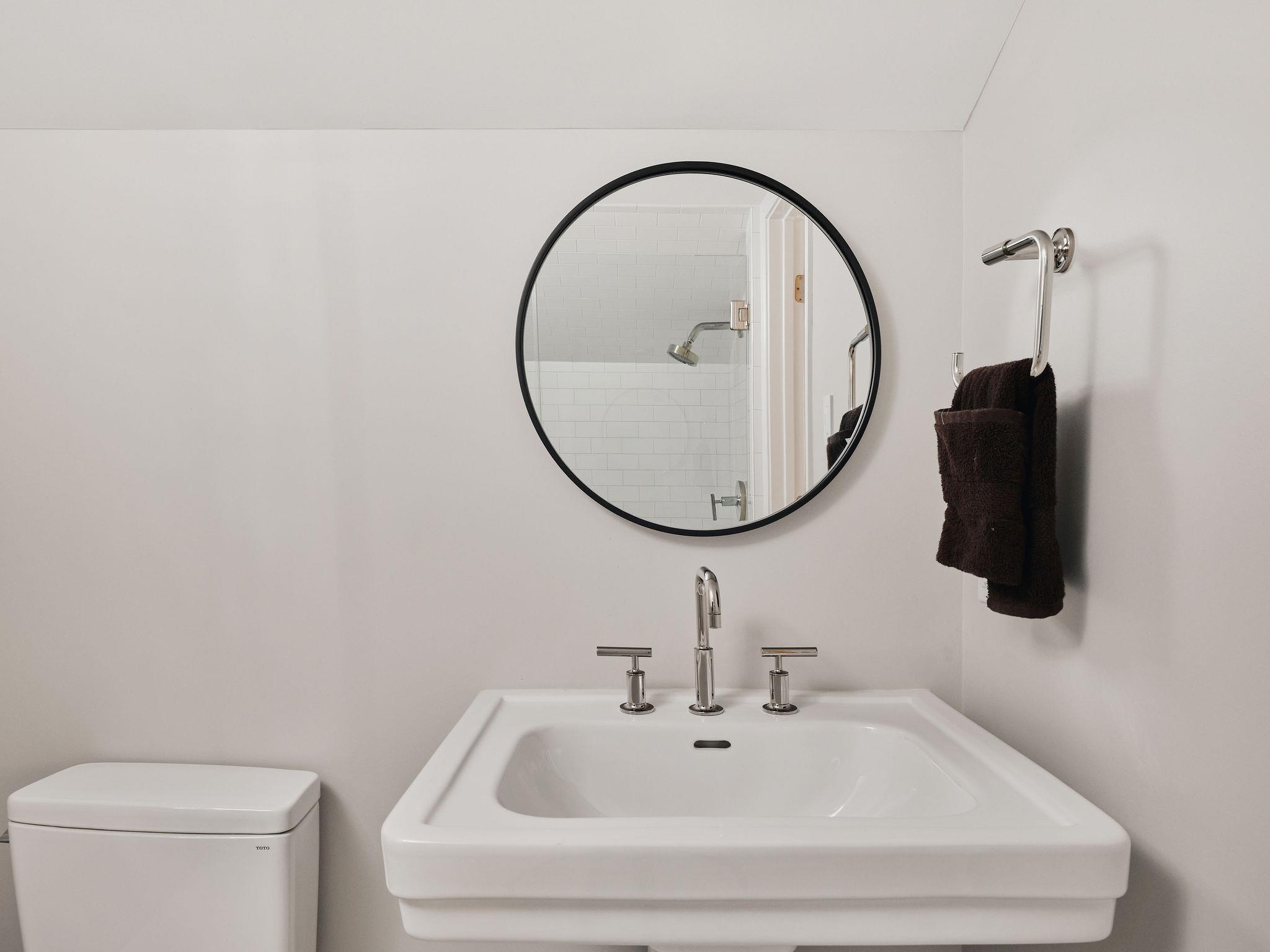 2412 Jarratt Ave, Austin, TX 78703