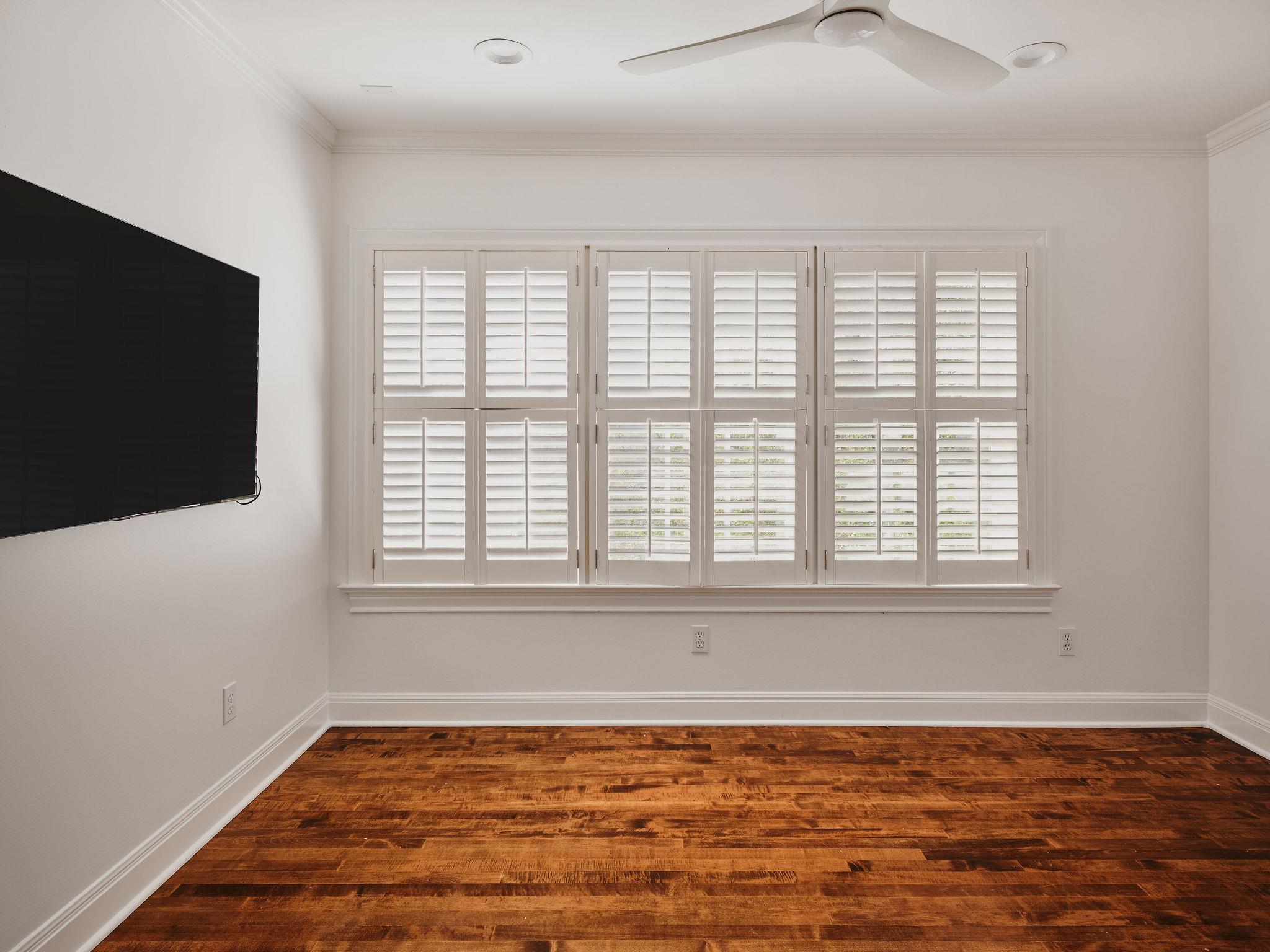 2412 Jarratt Ave, Austin, TX 78703