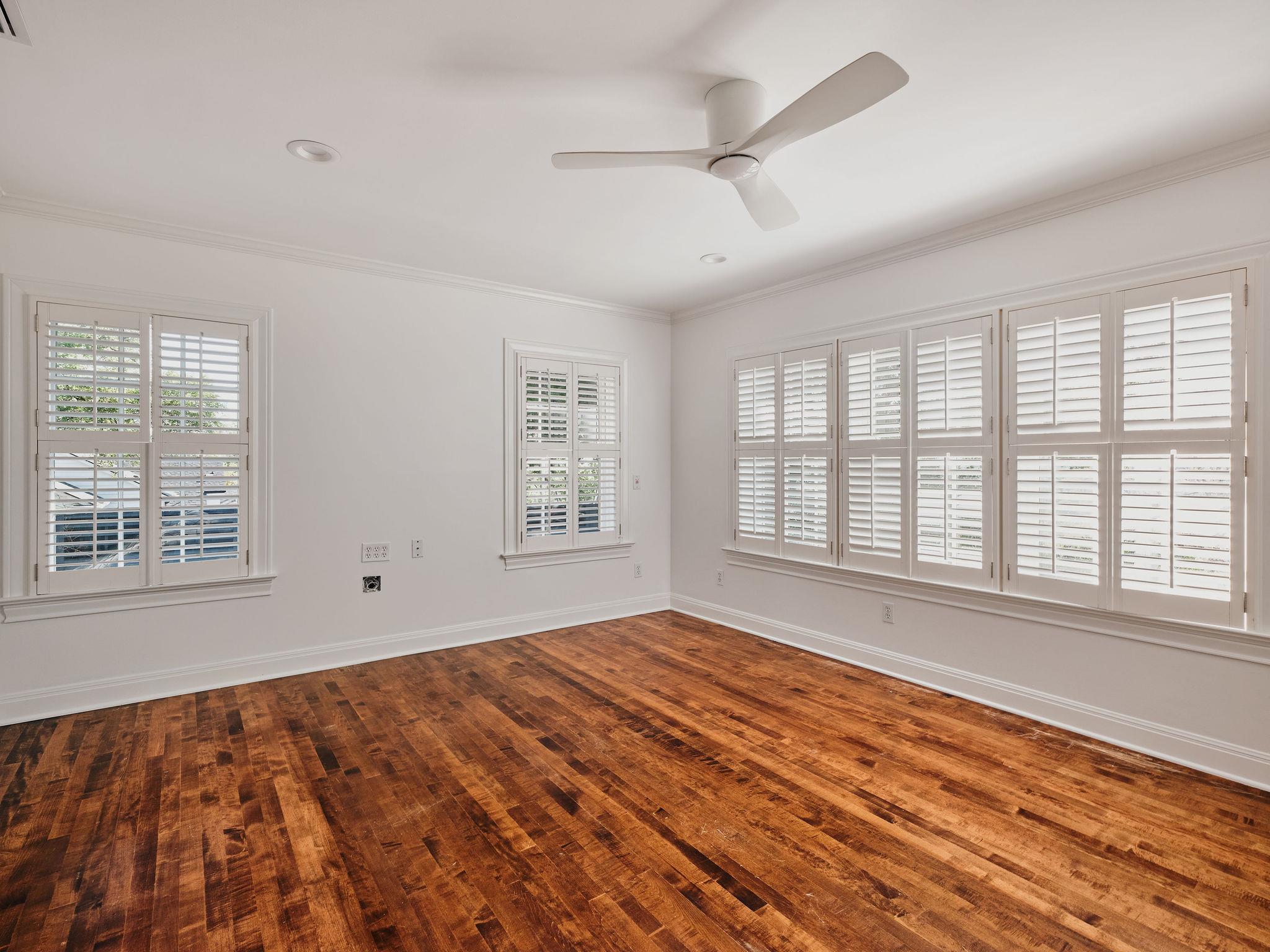 2412 Jarratt Ave, Austin, TX 78703