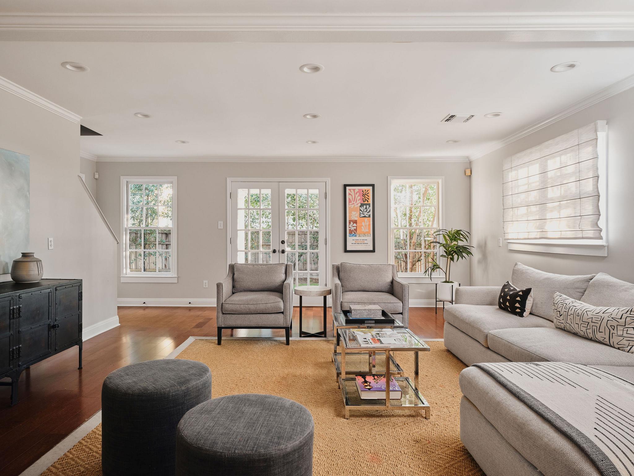 2412 Jarratt Ave, Austin, TX 78703