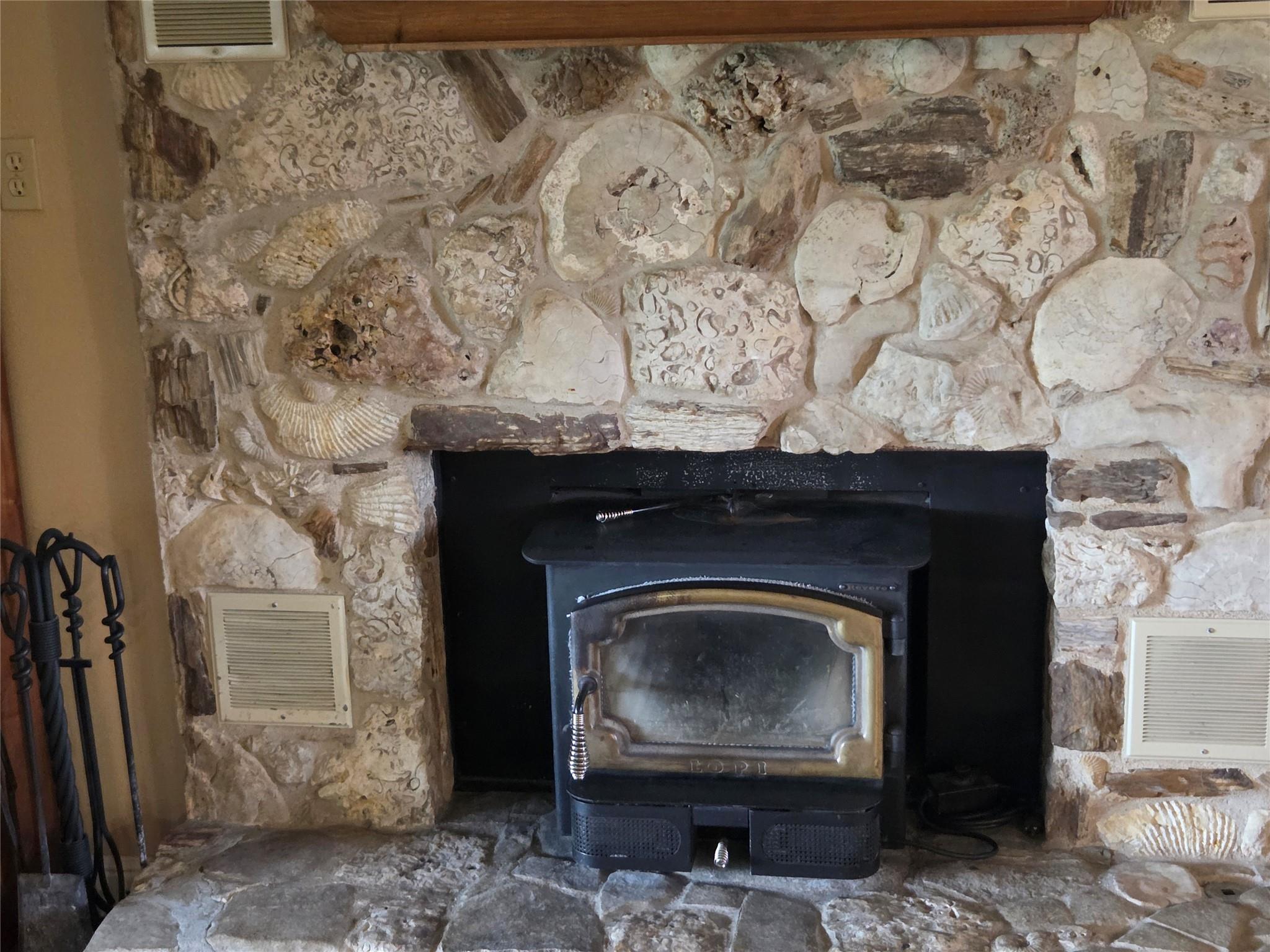 913 CR 237, Cameron, TX 76520