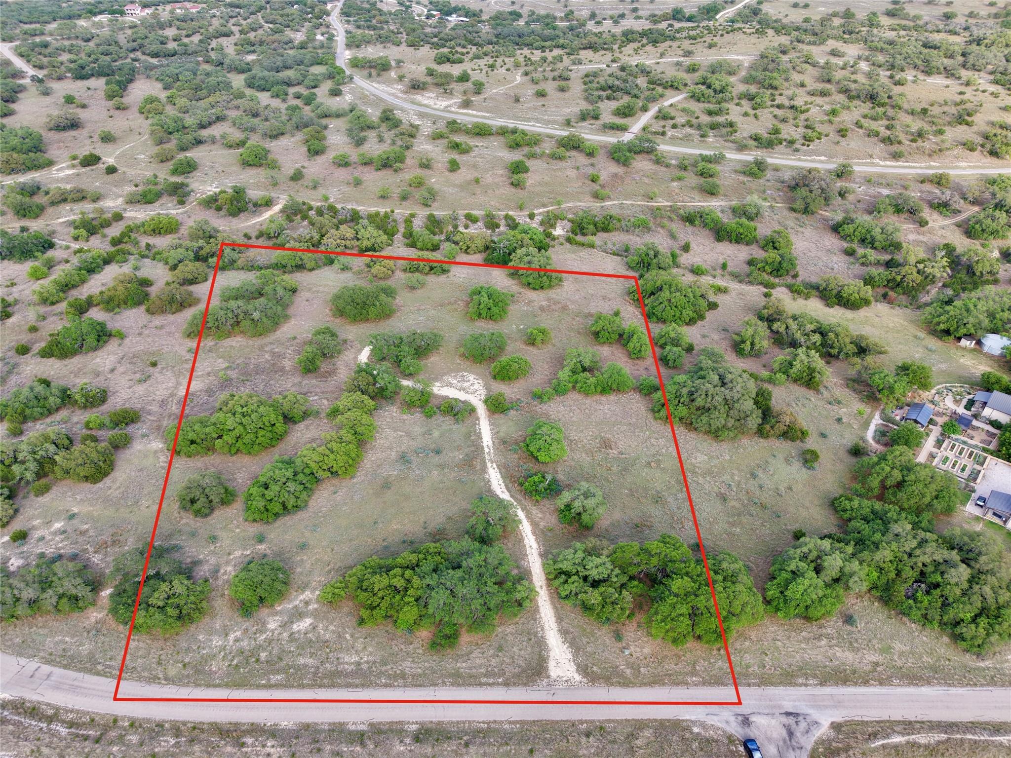 768 N Walnut Springs Rd, Johnson City, TX 78636