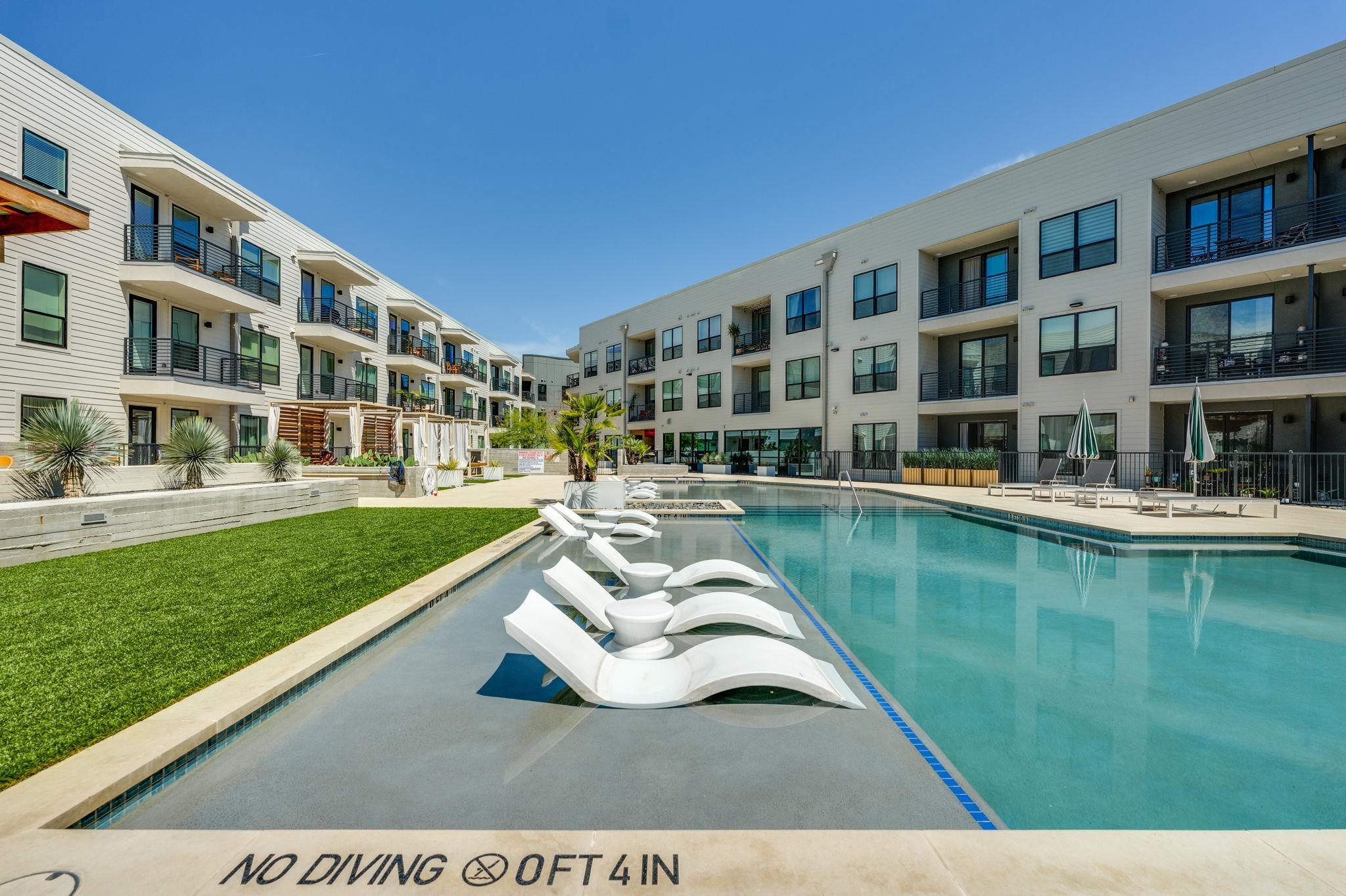 1701 Simond Ave # 618, Austin, TX 78723