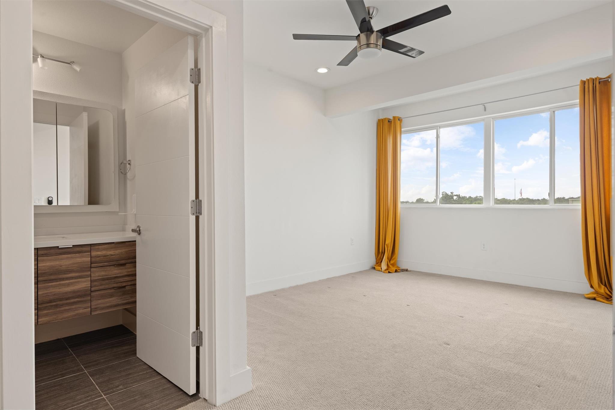 604 N Bluff Dr # 244, Austin, TX 78745