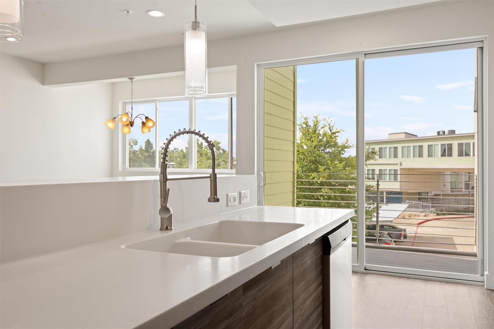 604 N Bluff Dr # 244, Austin, TX 78745