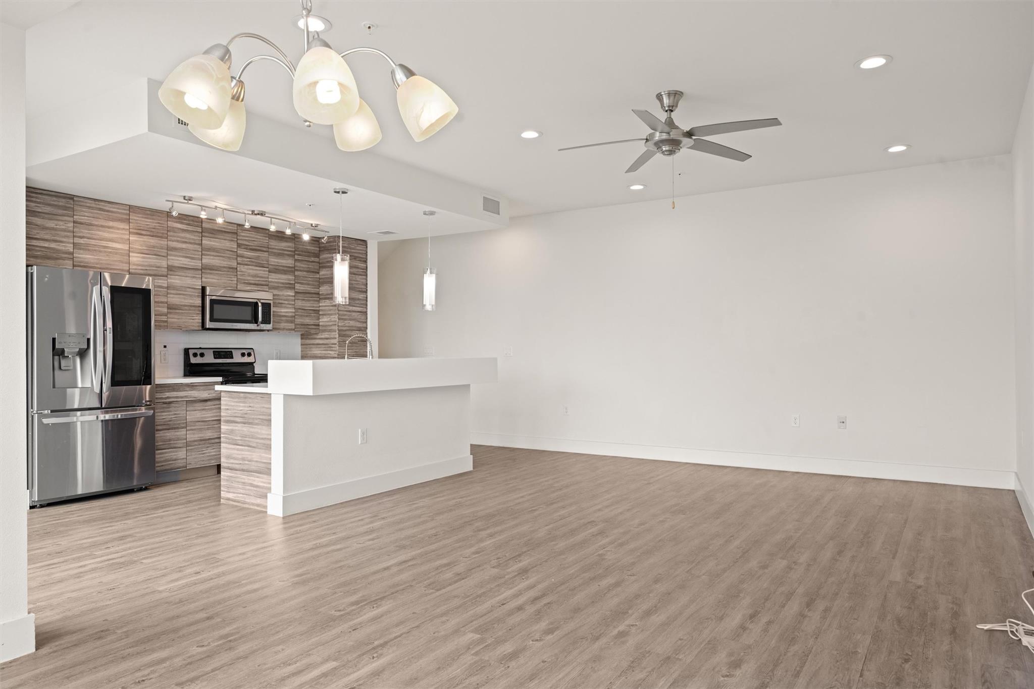 604 N Bluff Dr # 244, Austin, TX 78745