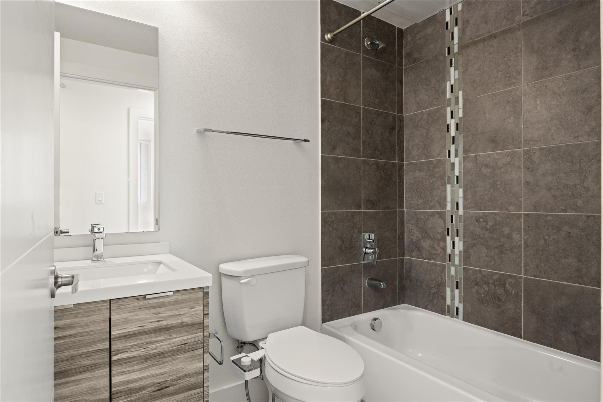 604 N Bluff Dr # 244, Austin, TX 78745