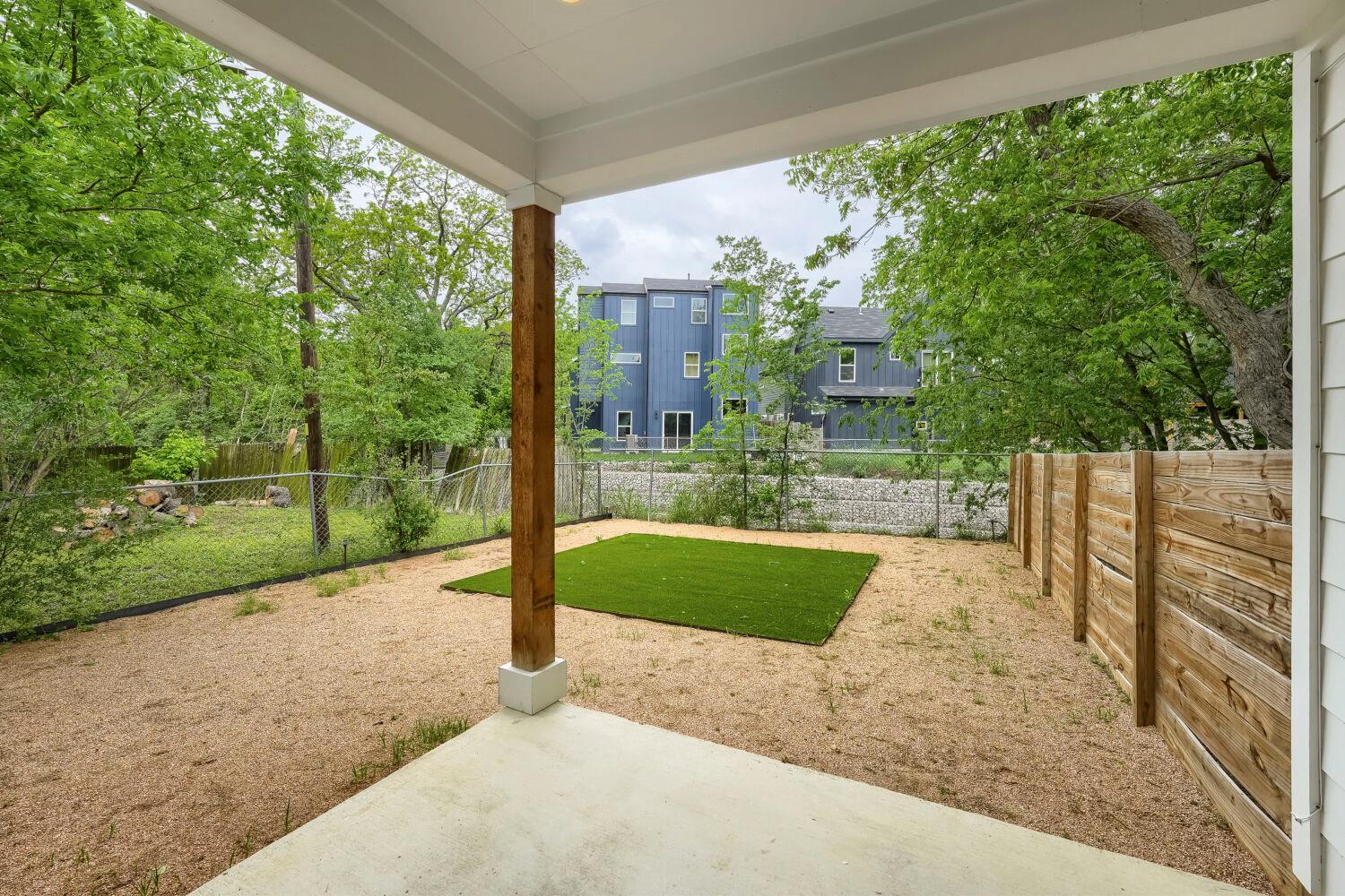 4805 Sara Dr, Austin, TX 78721