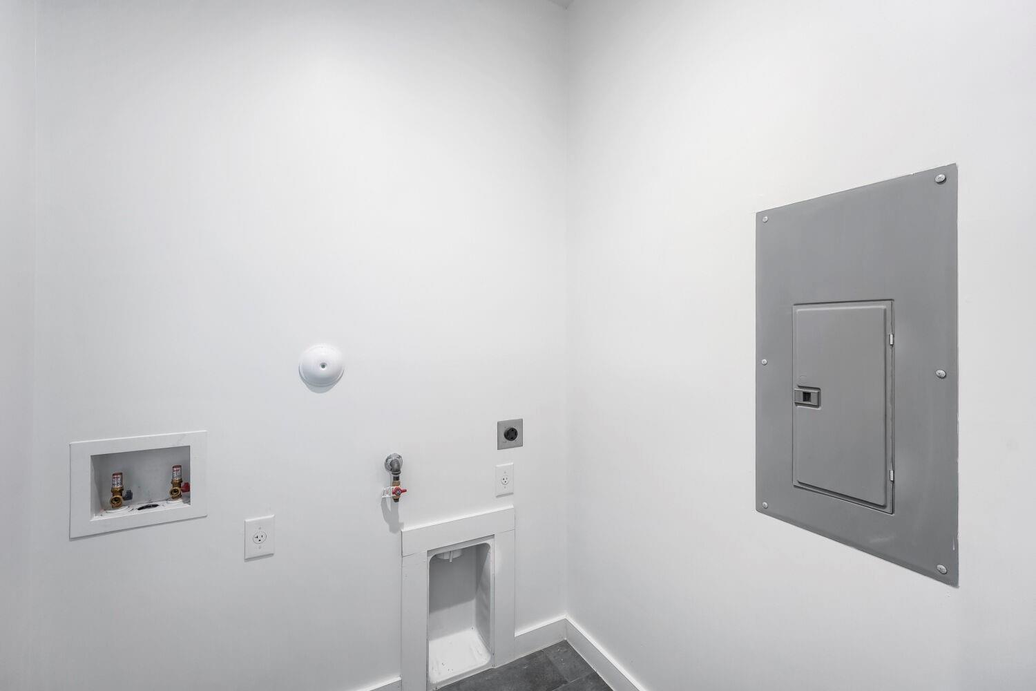 4805 Sara Dr, Austin, TX 78721