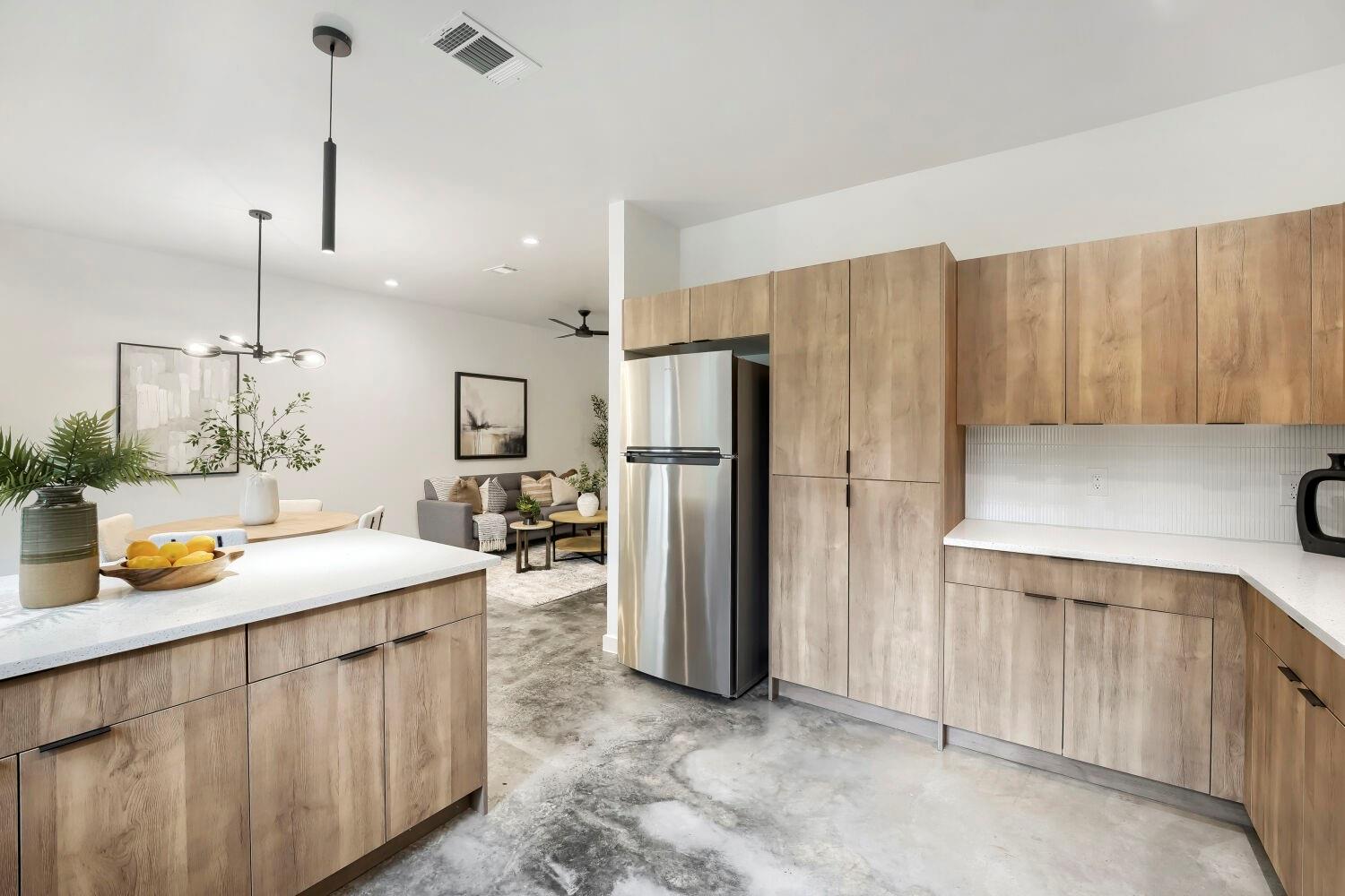 4805 Sara Dr, Austin, TX 78721